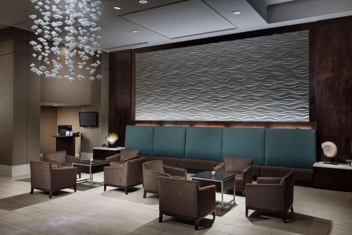 Embassy Suites By Hilton Orlando/Lake Buena Vista Resort - image 3