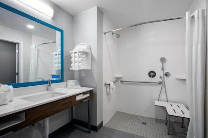 Hampton Inn By Hilton Orlando/Lake Buena Vista - image 25