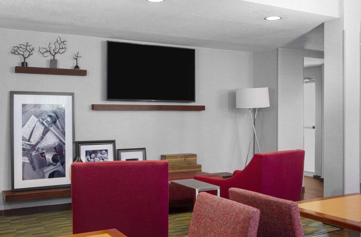 Hampton Inn By Hilton Orlando/Lake Buena Vista - image 5