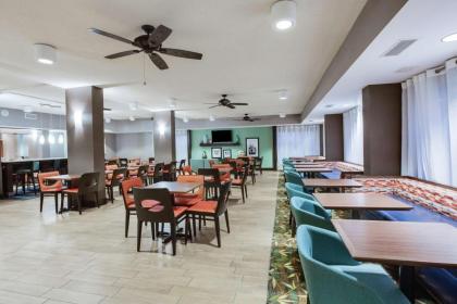 Hampton Inn By Hilton Orlando-Convention Center - image 10