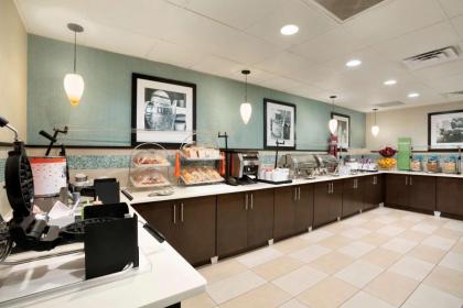 Hampton Inn By Hilton Orlando-Convention Center - image 12