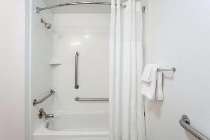 Hampton Inn By Hilton Orlando-Convention Center - image 27