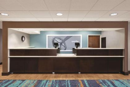 Hampton Inn By Hilton Orlando-Convention Center - image 5