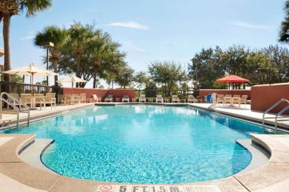 Hampton Inn By Hilton Orlando-Convention Center - image 6