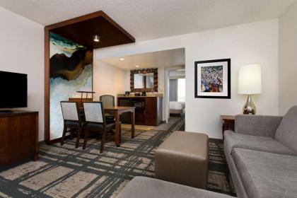 Embassy Suites By Hilton Hotel Orlando-International Dr. South/Conv. Center - image 21