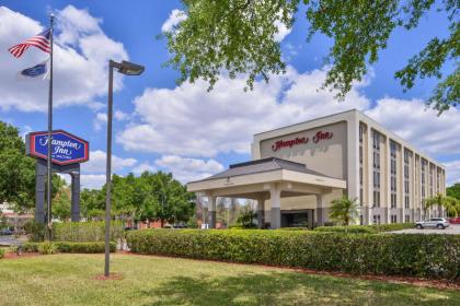 Hampton Inn By Hilton Orlando-At Universal Studios - image 4
