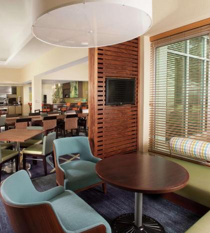 Hilton Garden Inn Orlando Airport - image 13