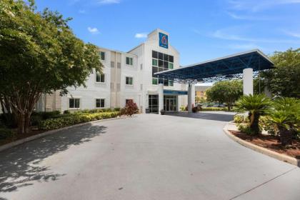 Motel 6 Orlando - International Drive - image 6