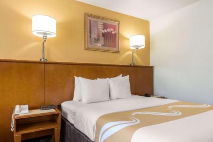 Quality Inn & Suites Near the Theme Parks - image 18