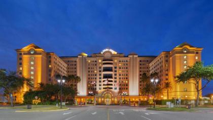 The Florida Hotel & Conference Center in the Florida Mall - image 15