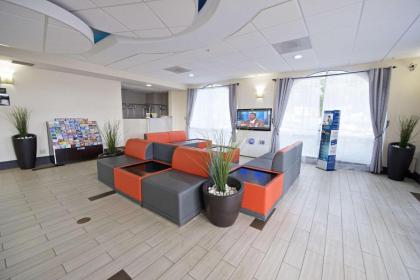 Best Western Airport Inn & Suites - image 4