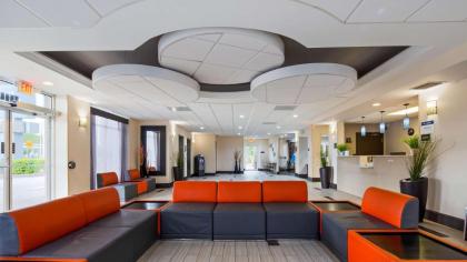 Best Western Airport Inn & Suites - image 7