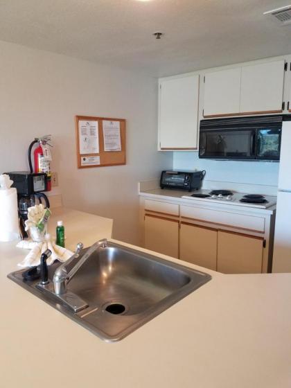 Parc Corniche Condominium Suites - image 4