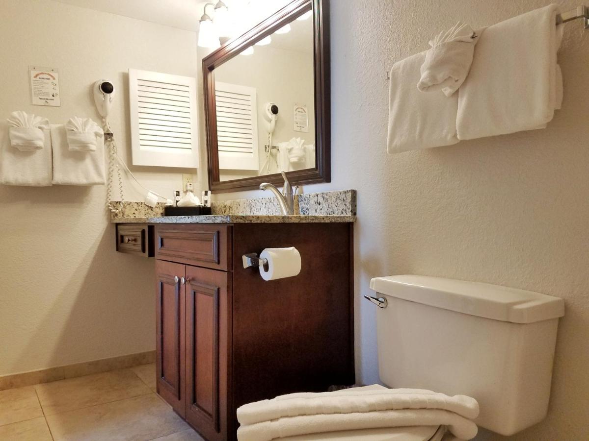 Parc Corniche Condominium Suites - image 7