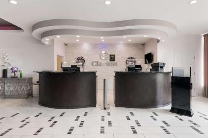 Clarion Inn & Suites Across From Universal Orlando Resort - image 4
