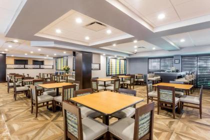 Wingate by Wyndham Convention Ctr Closest Universal Orlando - image 12