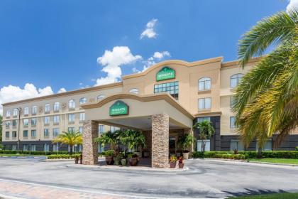 Wingate by Wyndham Convention Ctr Closest Universal Orlando - image 2