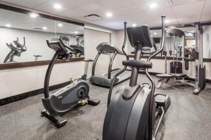 Wingate by Wyndham Convention Ctr Closest Universal Orlando - image 9