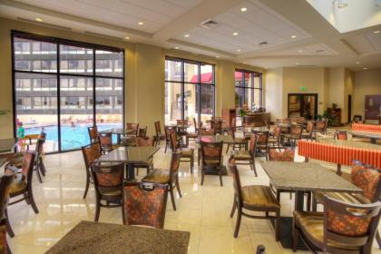 Ramada Plaza Resort & Suites by Wyndham Orlando Intl Drive - image 10