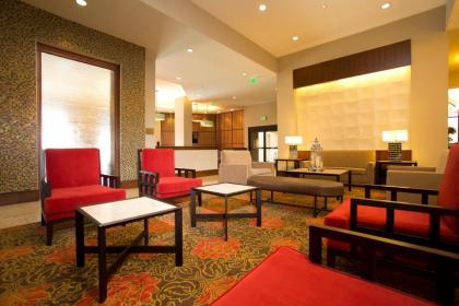 Ramada Plaza Resort & Suites by Wyndham Orlando Intl Drive - image 5