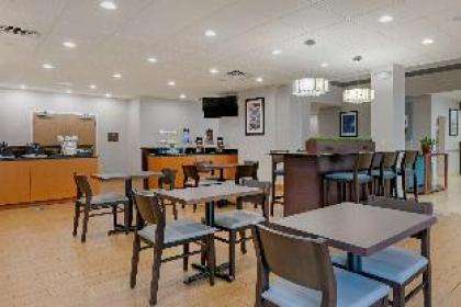 Comfort Suites Near Universal Orlando Resort - image 2