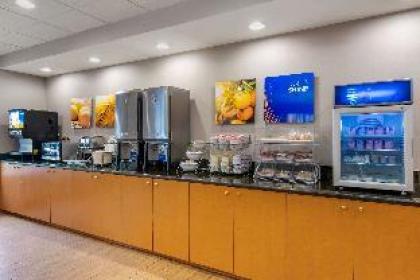 Comfort Suites Near Universal Orlando Resort - image 20