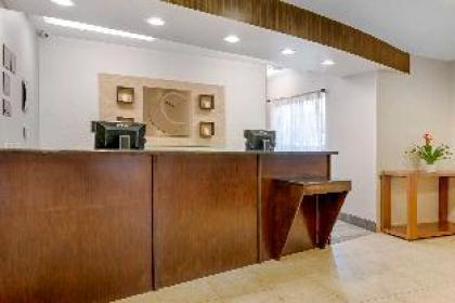 Comfort Suites Near Universal Orlando Resort - image 5