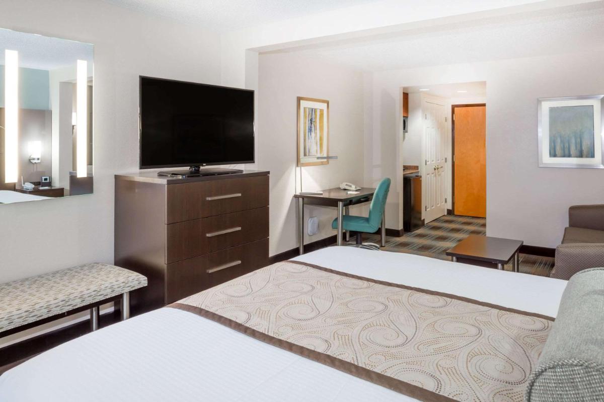 Wingate by Wyndham Orlando International Airport - image 2