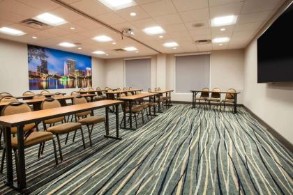 Wingate by Wyndham Orlando International Airport - image 8