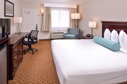 Mai Hana Hotel - International Drive - image 20