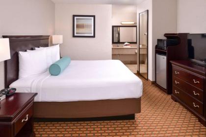 Mai Hana Hotel - International Drive - image 28