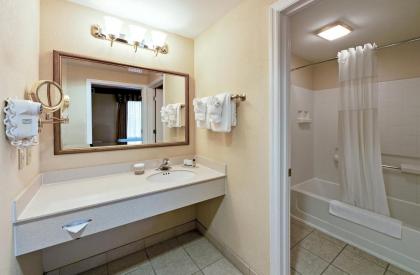 Staysky Suites I-Drive Orlando - image 16