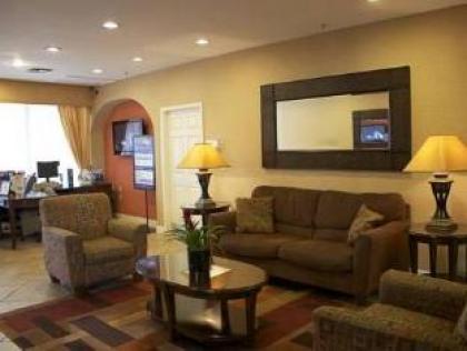 Enclave Suites a staySky Hotel & Resort - image 4