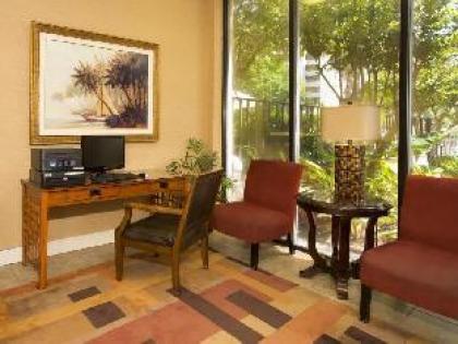Enclave Suites a staySky Hotel & Resort - image 5