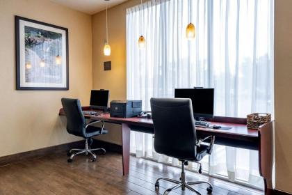 Comfort Suites Orlando Airport - image 22