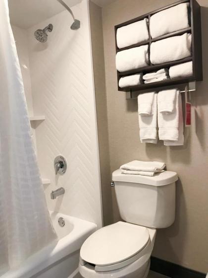 Ramada by Wyndham Suites Orlando Airport - image 2