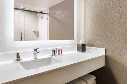 Marriott Orlando Airport Lakeside - image 15