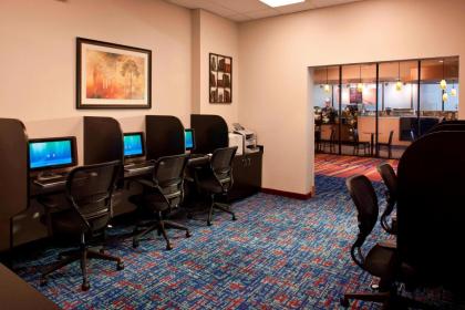 Marriott Orlando Airport Lakeside - image 25