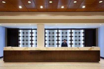 Marriott Orlando Airport Lakeside - image 4