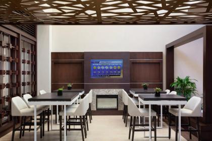 Marriott Orlando Airport Lakeside - image 6