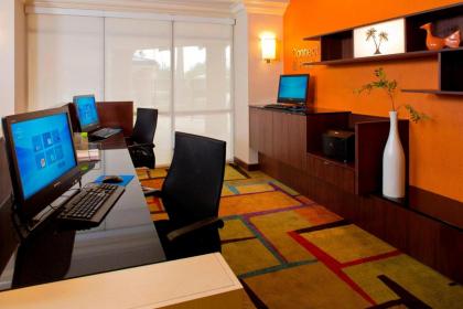 Fairfield Inn & Suites by Marriott Orlando Lake Buena Vista in the Marriott Village - image 13
