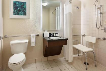 Fairfield Inn & Suites by Marriott Orlando Lake Buena Vista in the Marriott Village - image 21