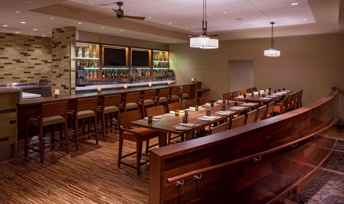 Hyatt Regency Orlando International Airport Hotel - image 4