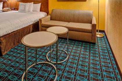 Fairfield Inn & Suites by Marriott Orlando Near Universal Orlando Resort - image 15