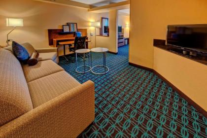 Fairfield Inn & Suites by Marriott Orlando Near Universal Orlando Resort - image 16