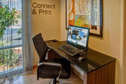 Fairfield Inn & Suites by Marriott Orlando Near Universal Orlando Resort - image 19
