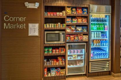 Fairfield Inn & Suites by Marriott Orlando Near Universal Orlando Resort - image 20