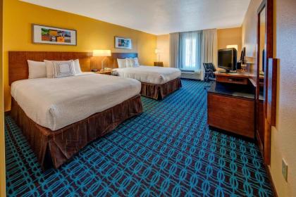 Fairfield Inn & Suites by Marriott Orlando Near Universal Orlando Resort - image 5