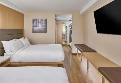 AC Hotel by Marriott Orlando Lake Buena Vista - image 2