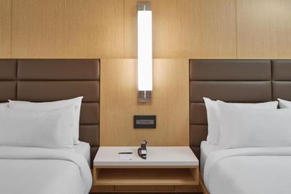 AC Hotel by Marriott Orlando Lake Buena Vista - image 22